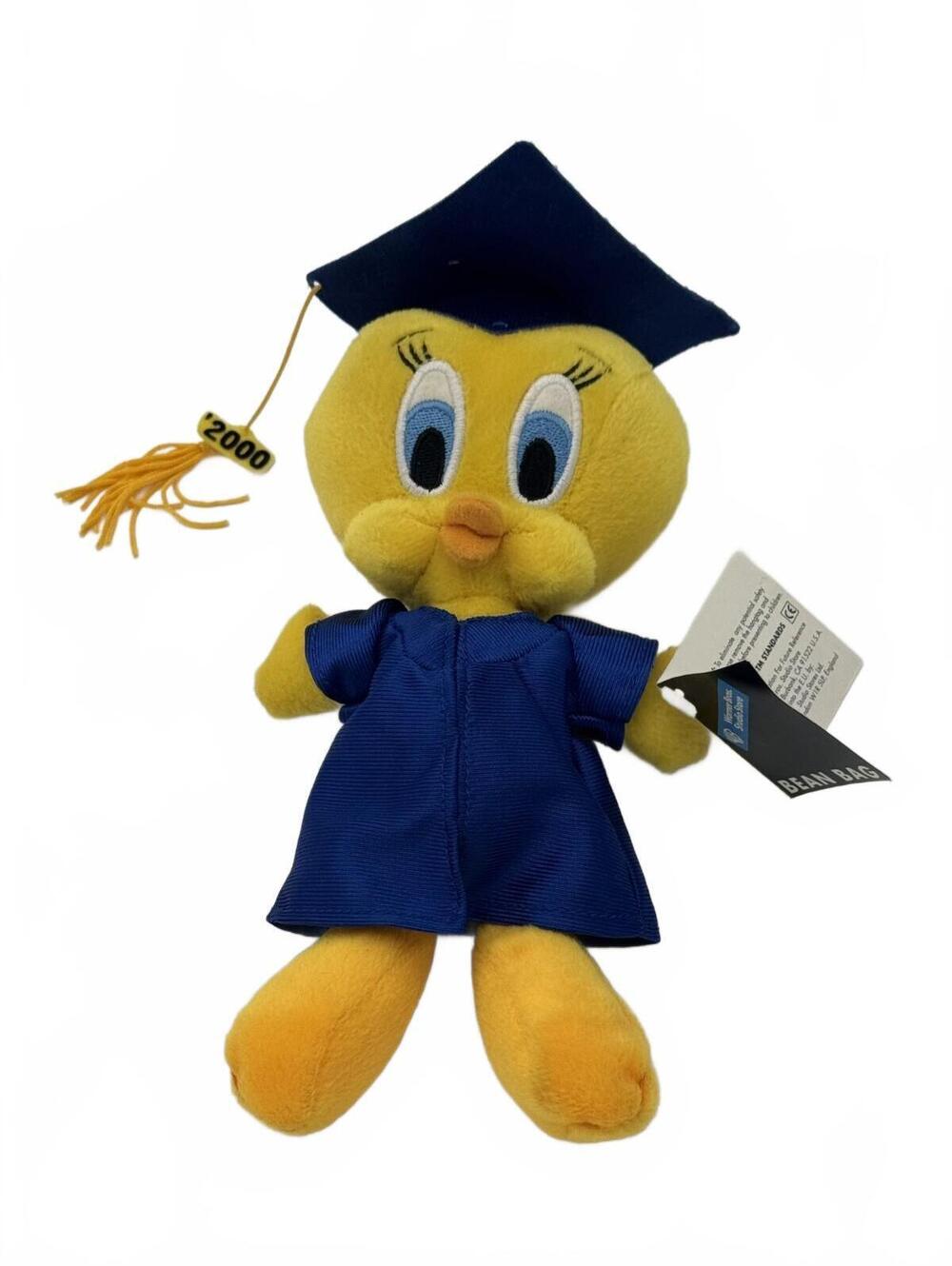 NEW Warner Bros Studio Store Tweety Bird Graduation 2000 Bean Bag Plush 9" NWT